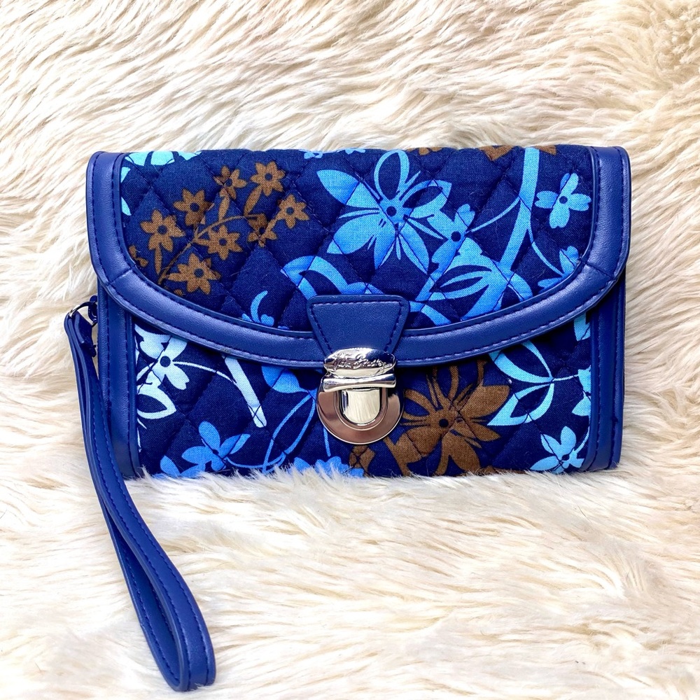 Vera Bradley Ultimate Wallet Wristlet NWOT